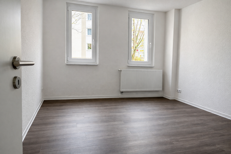 Am 31.01.26 besichtigen! Große Familienwohnung - komplett saniert - Photo 2