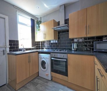 4 bedroom house share to rent - Photo 4