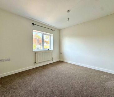 2 bedroom end of terrace house to rent - Photo 6