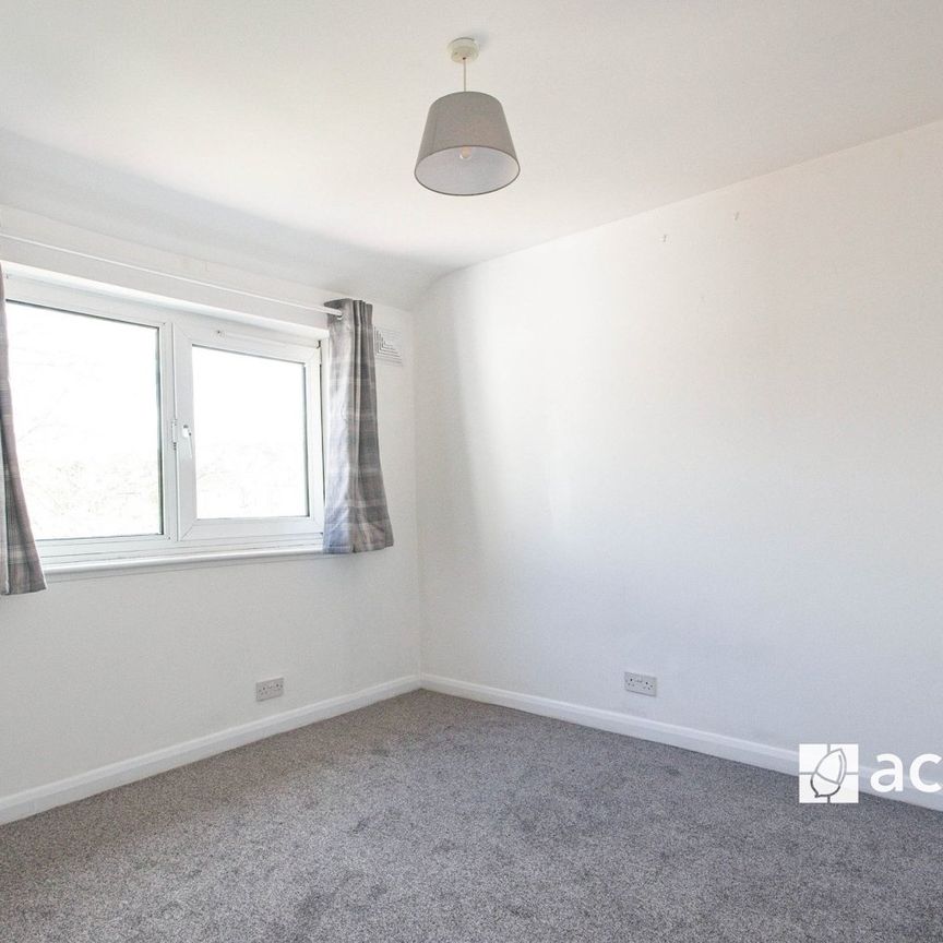 Terraced House to rent - Florence Road, London, SE2 - Photo 1