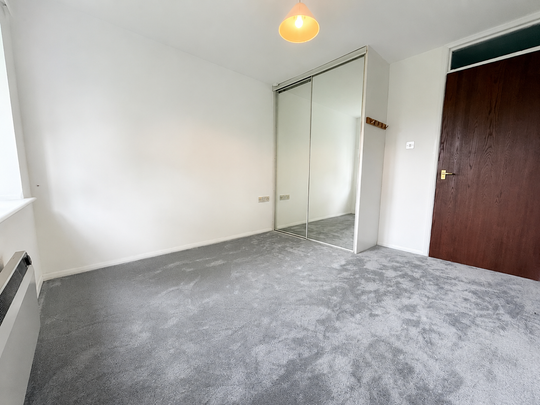 Guessens Court, Welwyn Garden City, Hertfordshire, AL8 6RB - Photo 1