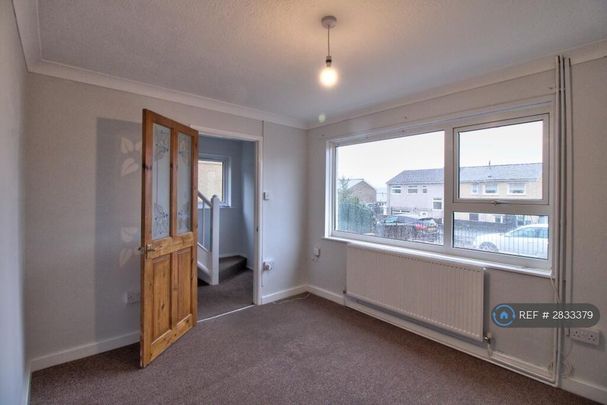 2 bedroom semi-detached house to rent - Photo 1