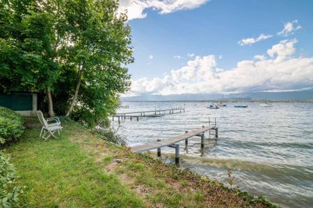 Detached house with direct access to the water - Photo 5