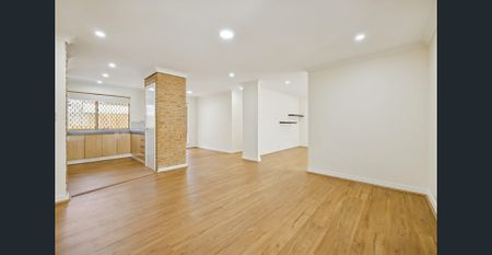 SPACIOUS 4x2x2 REPRESENTS FAMILY LIVING AT ITS BEST! - Photo 5