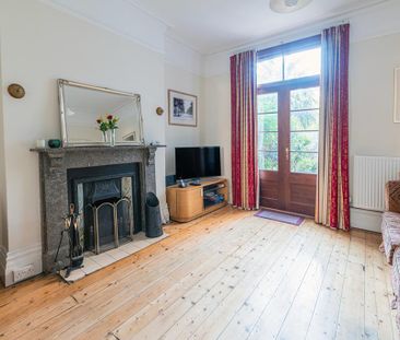 5 bedroom semi-detached house to rent - Photo 2