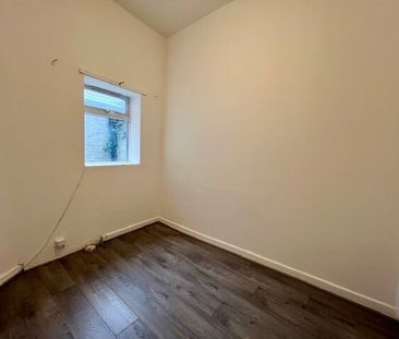 Cowbridge Road East, Cardiff, Canton - Photo 3