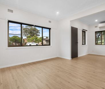 Renovated 2 Bedroom Home - Photo 5