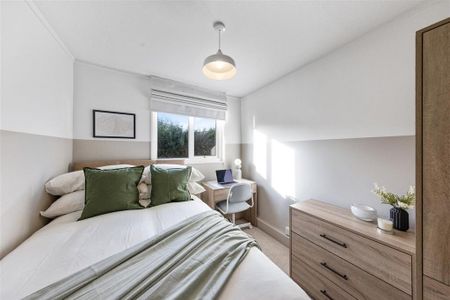 5 bedroom semi-detached house to rent - Photo 5