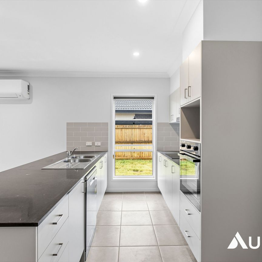 4 Duke Road, Logan Reserve QLD 4133 - House For Rent | Domain - Photo 1