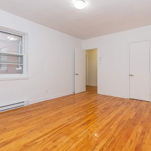 1 CH - 1 SDB - Montréal - $1,525 /mo - Photo 2