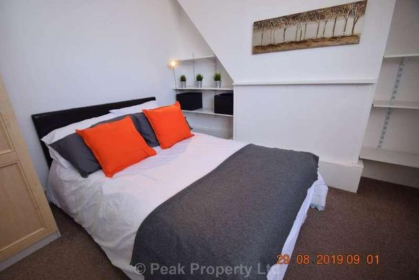 Students - Huge Rooms Available! York Road, Southend On Sea, SS1 - Photo 1