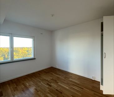 Genuagatan, Västerås - Foto 1