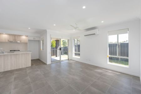 Fresh, Modern & Conveniently Located in Greta - Photo 5