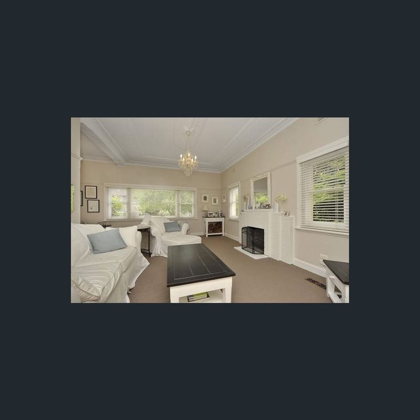 4 Bedroom Family Living - Photo 1