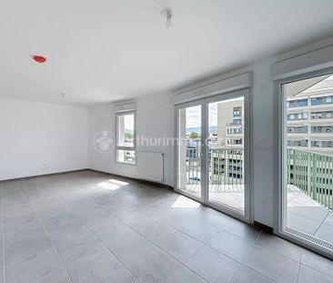 Location Appartement 1 pièce 33m² CLERMONT FERRAND 63000 - Photo 2