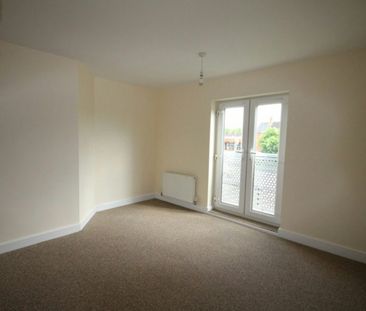 Flat to rent on - Photo 6