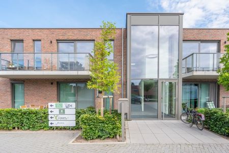 Sfeervol appartement met 3 slaapkamers en terras - Photo 2