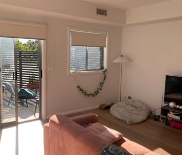 West Wollongong - Photo 1