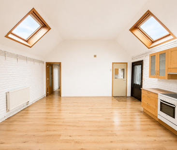 Appartement te huur in Koekelberg voor € 1.625 met 4 slaapkamers - Photo 1