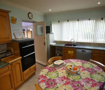3 bedroom detached house to rent - Photo 6