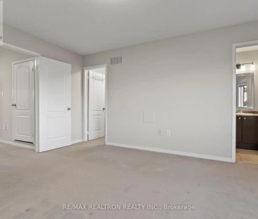 110 EXPEDITION CRESCENT - Photo 4