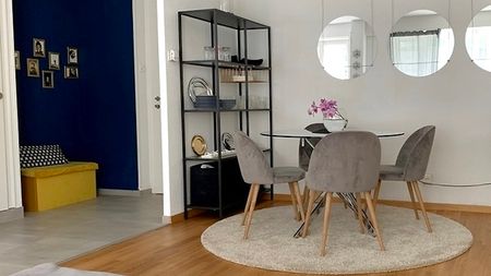 2½ Zimmer-Wohnung in Lausanne - Maupas/Valency, möbliert - Photo 2
