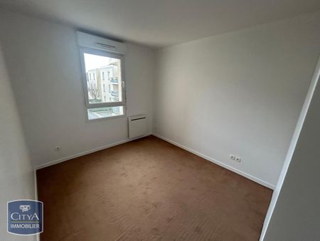 Location Appartement 3 pièces 64m² BEAUVAIS 60000 - Photo 3