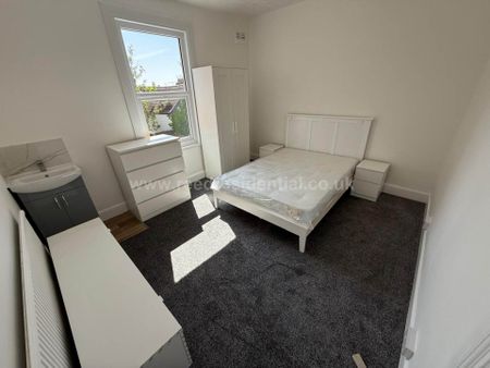 Room 4 Manor Road, Westcliff On Sea - Photo 5