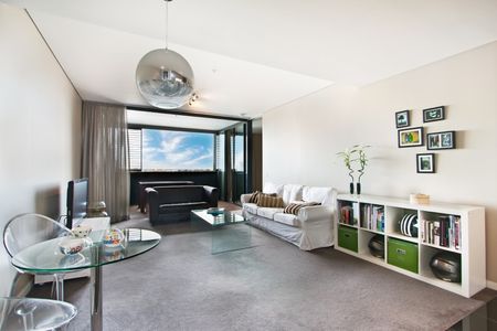 1303/1 Sterling Circuit, Camperdown NSW 2050 - Apartment For Rent | Domain - Photo 2
