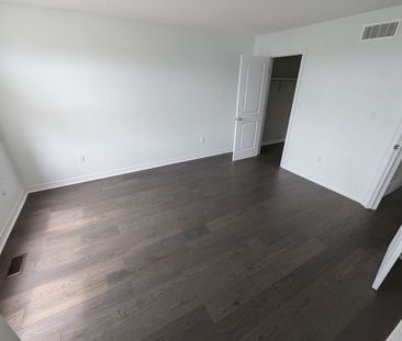 For Lease - 34 Kingsborough Drive, Hamilton, Ontario - Photo 5