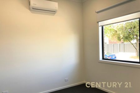 Spacious & Stylish Living in Prime Dandenong Location - Photo 5