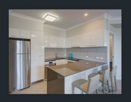 503/37 Connor Street, Kangaroo Point - Photo 3