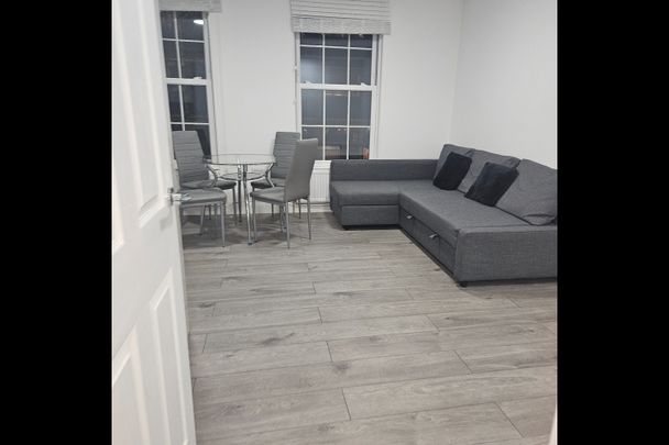 1 Bed Flat, Old Street, EC1V - Photo 1