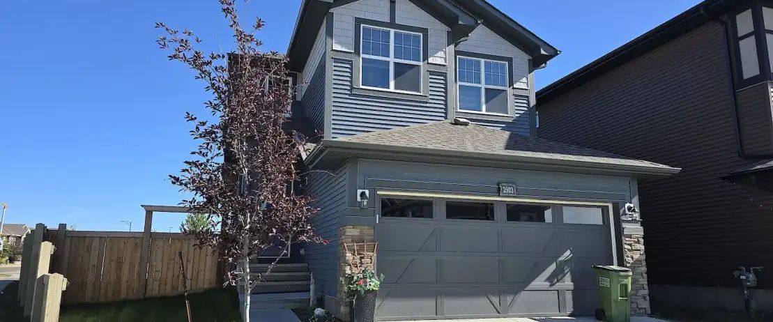 Large House!! UTILITIES INCLUDED!! | 2903 Chokecherry Common Southwest, Edmonton - Photo 1