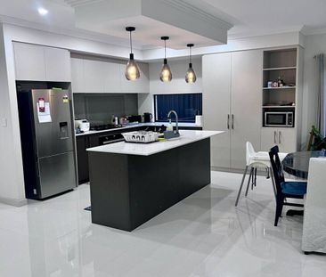 Modern Newly Built Family Home with Space, Style & Comfort — Availa... - Photo 2
