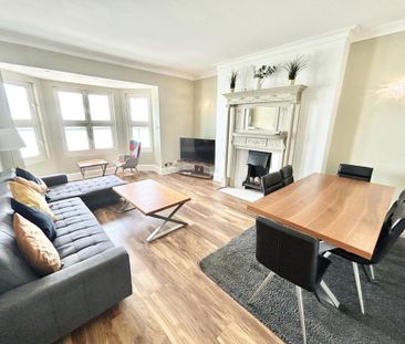 2 bedroom flat to rent - Photo 2