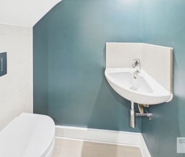 Sky Gardens :: Old Trafford - Photo 3