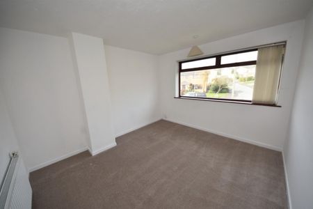 3 bed House - Semi-Detached for Rent - Photo 5