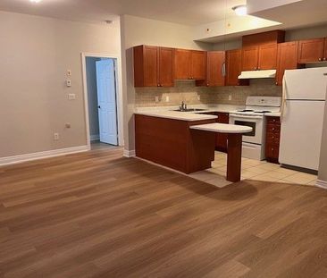 For Lease - 1947 Lawrence Avenue Unit# 3, Toronto, Ontario - Photo 6