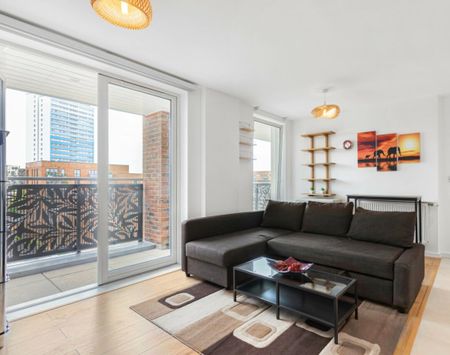 1 Bed Flat, Keir Hardie, E16 - Photo 2