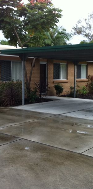 Charming 3 Bedroom Family Home! - Photo 1