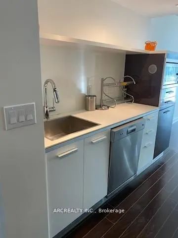 38 Dan Leckie Way #906 - Photo 2