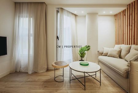 Piso de alquiler en Peset Aleixandre, Torrefiel - Photo 2