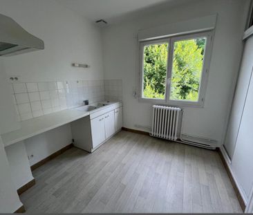Location Appartement 4 pièces 63m² AZAY LE RIDEAU 37190 - Photo 3