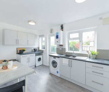 2 bedroom semi-detached house to rent - Photo 5