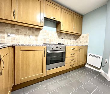 2 Bedroom Flat - Purpose Built To Let - Photo 4