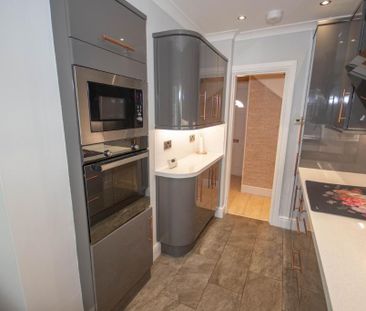 3 bedroom terraced house to rent - Photo 2