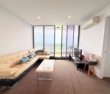 Two-Bedroom Apartment with the stunning water and city views! Fully Furnished! - Photo 2