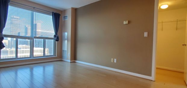 For Lease - 8 Park Road Unit# 2910, Toronto, Ontario - Photo 1