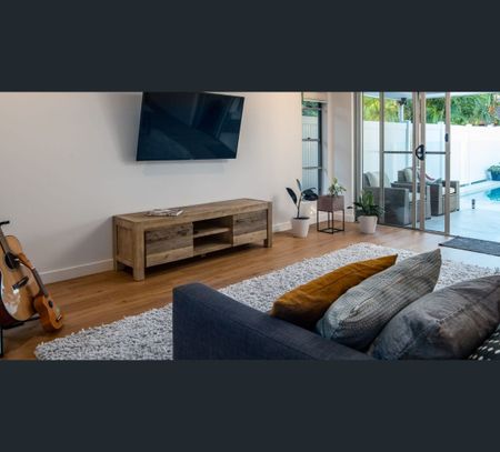 10 Amarina Avenue, Mooloolaba, Qld 4557 - Photo 5